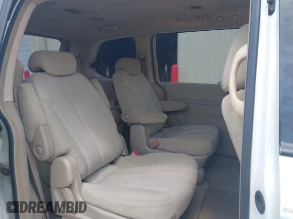 ✅ 2007 Kia Sedona • VIN: KNDMB133976124055 • Lot: 42657085. Wystawiony na IAAI z przebiegiem 193 835 mil. Bezpłatny archiwum sprzedaży aukcyjnych z USA i szczegółowy raport historii pojazdu na DreamBid. Zdjęcie 8.