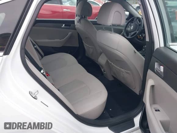 2016 Hyundai Sonata 2.4L z VIN 5NPE24AF9GH405653, wystawiony jako IAAI lot #41835115 z przebiegiem 103 840 mil mil oraz . Historia ofert i sprzedaży dostępna na DreamBid. Obrazek 8.