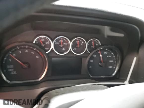 ✅ 2019 Chevrolet Silverado 1500 LT • VIN: 1GCRYDEK3KZ303886 • Lot: 52946535. Wystawiony na Copart z przebiegiem Nie podano. Bezpłatny archiwum sprzedaży aukcyjnych z USA i szczegółowy raport historii pojazdu na DreamBid. Zdjęcie 9.