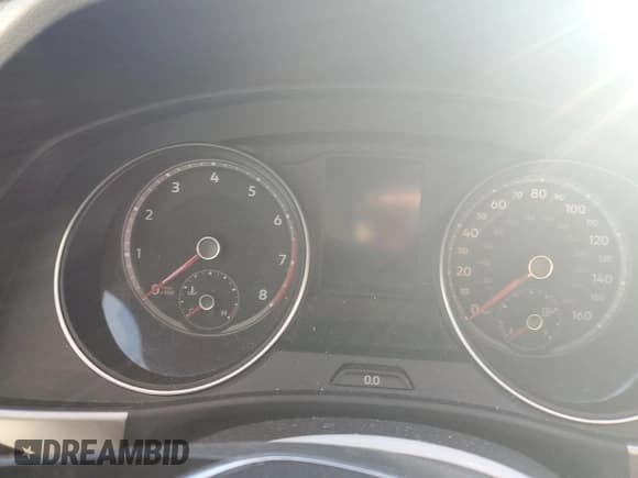 ✅ 2018 Volkswagen Atlas SE • VIN: 1V2DR2CA7JC573046 • Lot: 91462785. Wystawiony na Copart z przebiegiem Nie podano. Bezpłatny archiwum sprzedaży aukcyjnych z USA i szczegółowy raport historii pojazdu na DreamBid. Zdjęcie 9.