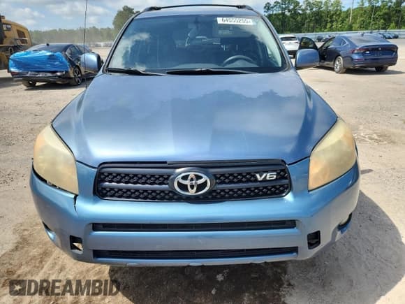 ✅ 2006 Toyota RAV4 Sport • VIN: JTMZK32V065005447 • Lot: 64555255. Listed on Copart with 226,982 mi. Free auction sales archive from the USA and detailed vehicle history report at DreamBid. Image 5.