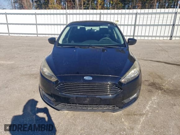✅ 2018 Ford Focus SE • VIN: 1FADP3FE5JL318977 • Lot: 94295725. Listed on Copart with 102,727 mi. Free auction sales archive from the USA and detailed vehicle history report at DreamBid. Image 5.