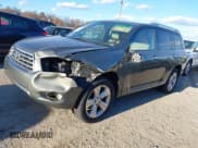 ✅ 2008 Toyota Highlander Limited • VIN: JTEES42A182104926 • Lot: 43678528. Listed on IAAI with 241,088 mi. Free auction sales archive from the USA and detailed vehicle history report at DreamBid. Image 2.