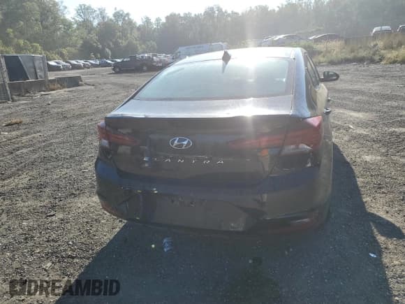 ✅ 2019 Hyundai Elantra SEL • VIN: KMHD84LF4KU746556 • Lot: 85542465. Listed on Copart with 109,450 mi. Free auction sales archive from the USA and detailed vehicle history report at DreamBid. Image 6.