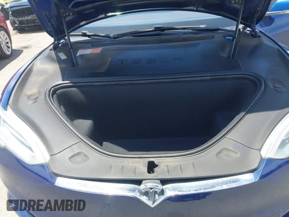 ✅ 2016 Tesla Model S 70 • VIN: 5YJSA1E19GF156501 • Lot: 42244757. Listed on IAAI with 113,579 mi. Free auction sales archive from the USA and detailed vehicle history report at DreamBid. Image 10.