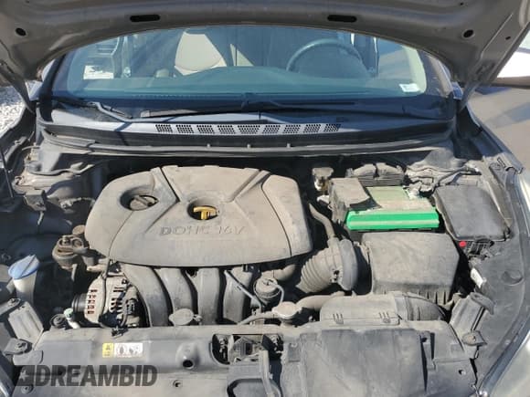 ✅ 2014 Hyundai Elantra SE • VIN: 5NPDH4AE7EH517818 • Lot: 82492855. Listed on Copart with 107,463 mi. Free auction sales archive from the USA and detailed vehicle history report at DreamBid. Image 11.