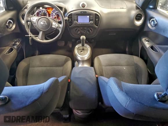 ✅ 2015 Nissan Juke SV • VIN: JN8AF5MR1FT507641 • Lot: 93706805. Listed on Copart with 135,928 mi. Free auction sales archive from the USA and detailed vehicle history report at DreamBid. Image 8.