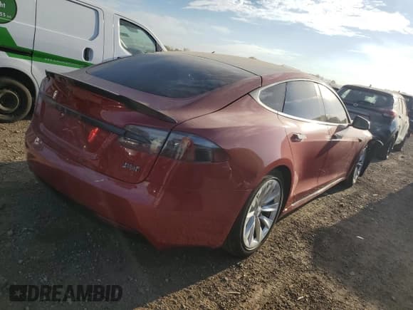 ✅ 2018 Tesla Model S 75D • VIN: 5YJSA1E23JF260305 • Lot: 81803115. Listed on Copart with 43,491 mi. Free auction sales archive from the USA and detailed vehicle history report at DreamBid. Image 3.