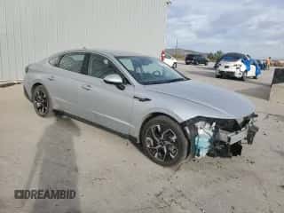 2025 Hyundai Sonata SEL with VIN KMHL64JA3SA480036, listed as a Copart auction lot 85410325 with 9,363 mi miles and Clean title. Bid and sale history available at DreamBid. Image 4.