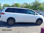 ✅ 2017 Toyota Sienna XLE • VIN: 5TDDZ3DC4HS169833 • Lot: 42215043. Listed on IAAI with 56,915 mi. Free auction sales archive from the USA and detailed vehicle history report at DreamBid. Image 13.
