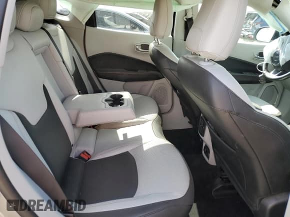 ✅ 2021 Jeep Compass Limited • VIN: 3C4NJDCB5MT541206 • Lot: 85371515. Wystawiony na Copart z przebiegiem 34 257 mil. Bezpłatny archiwum sprzedaży aukcyjnych z USA i szczegółowy raport historii pojazdu na DreamBid. Zdjęcie 10.