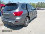 ✅ 2018 Nissan Pathfinder S • VIN: 5N1DR2MN0JC613157 • Лот: 42074018. Опубликован ранее на IAAI с пробегом 147 840 миль. Бесплатный доступ к архиву аукционных продаж из США и подробный отчёт об истории автомобиля на DreamBid. Изображение 4.