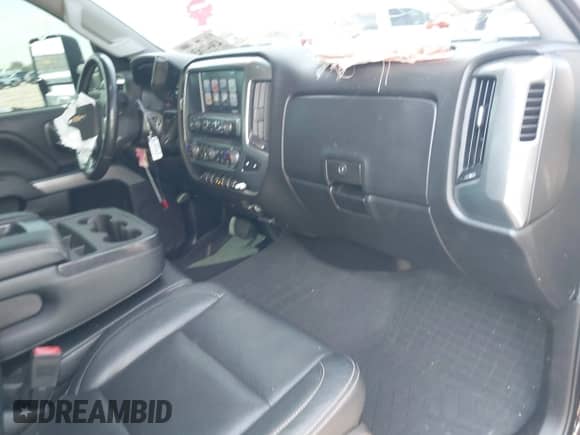 2019 Chevrolet Silverado 2500HD LT with VIN 1GC1KSEY8KF139110, listed as a IAAI auction lot 43041636 with 75,212 mi miles and . Bid and sale history available at DreamBid. Image 5.