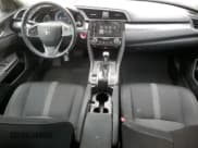 ✅ 2016 Honda Civic EX-T • VIN: 2HGFC1F40GH112788 • Lot: 70961735. Wystawiony na Copart z przebiegiem 133 166 mil. Bezpłatny archiwum sprzedaży aukcyjnych z USA i szczegółowy raport historii pojazdu na DreamBid. Zdjęcie 8.