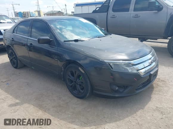 ✅ 2012 Ford Fusion SE • VIN: 3FAHP0HA6CR437104 • Lot: 43247285. Wystawiony na IAAI z przebiegiem 137 515 mil. Bezpłatny archiwum sprzedaży aukcyjnych z USA i szczegółowy raport historii pojazdu na DreamBid. Zdjęcie 1.