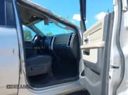 ✅ 2009 Dodge 1500 Laramie • VIN: 1D3HV13T09J522481 • Lot: 42885132. Wystawiony na IAAI z przebiegiem 247 603 mil. Bezpłatny archiwum sprzedaży aukcyjnych z USA i szczegółowy raport historii pojazdu na DreamBid. Zdjęcie 18.