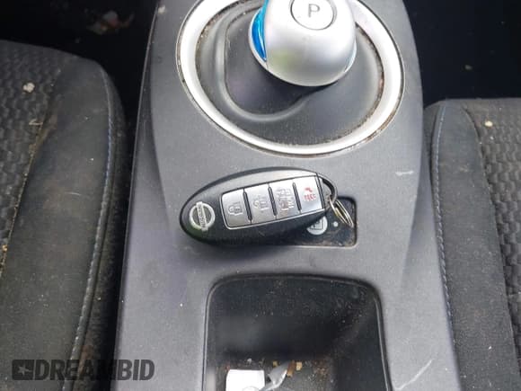 ✅ 2015 Nissan LEAF SL • VIN: 1N4AZ0CP4FC310622 • Lot: 42263795. Listed on IAAI with Not provided. Free auction sales archive from the USA and detailed vehicle history report at DreamBid. Image 11.