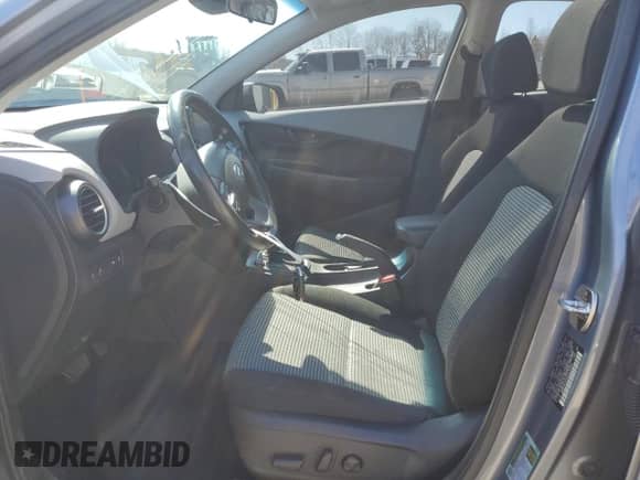 2018 Hyundai Kona SEL с VIN KM8K6CAA3JU078083, выставлен на аукционе Copart как лот 45013723 с пробегом 69 665 миль миль и . История ставок и продаж доступна на DreamBid. Изображение 7.