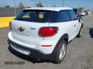 ✅ 2015 MINI Paceman • VIN: WMWSS1C55FWN95012 • Lot: 43319929. Wystawiony na IAAI z przebiegiem 131 759 mil. Bezpłatny archiwum sprzedaży aukcyjnych z USA i szczegółowy raport historii pojazdu na DreamBid. Zdjęcie 4.