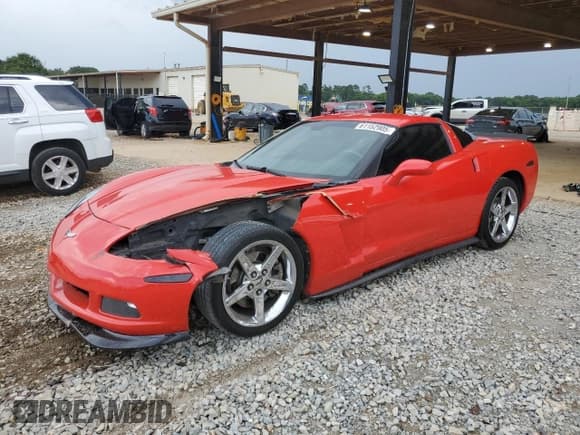 ✅ 2012 Chevrolet Corvette 1LT • VIN: 1G1YE2DW1C5103605 • Lot: 61152905. Listed on Copart with 143,458 mi. Free auction sales archive from the USA and detailed vehicle history report at DreamBid. Image 1.