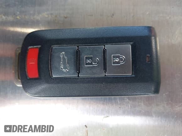 ✅ 2019 Mitsubishi Outlander SE • VIN: JA4AD3A35KZ014097 • Lot: 42553250. Listed on IAAI with 78,305 mi. Free auction sales archive from the USA and detailed vehicle history report at DreamBid. Image 11.