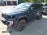 2017 Jeep Grand Cherokee Trailhawk with VIN 1C4RJFLG1HC790161, listed as a IAAI auction lot 43222197 with 142,785 mi miles and . Bid and sale history available at DreamBid. Image 17.