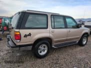 ✅ 1995 Ford Explorer Eddie Bauer • VIN: 1FMDU34XZSZB19334 • Lot: 84869324. Listed on Copart with 199,594 mi. Free auction sales archive from the USA and detailed vehicle history report at DreamBid. Image 3.