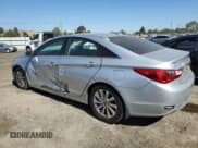 ✅ 2013 Hyundai Sonata GLS • VIN: 5NPEB4AC1DH555449 • Lot: 63909964. Listed on Copart with 285,813 mi. Free auction sales archive from the USA and detailed vehicle history report at DreamBid. Image 2.