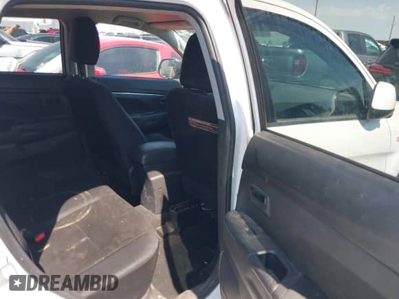 2013 Mitsubishi Outlander ES с VIN 4A4AP3AU4DE011667, выставлен на аукционе IAAI как лот 42988034 с пробегом 128 516 миль миль и . История ставок и продаж доступна на DreamBid. Изображение 8.