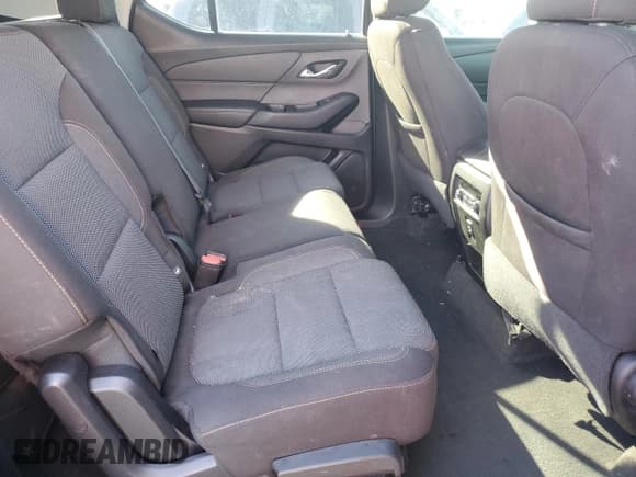 ✅ 2019 Chevrolet Traverse LS • VIN: 1GNERFKW9KJ175206 • Lot: 90935375. Wystawiony na Copart z przebiegiem 92 076 mil. Bezpłatny archiwum sprzedaży aukcyjnych z USA i szczegółowy raport historii pojazdu na DreamBid. Zdjęcie 10.