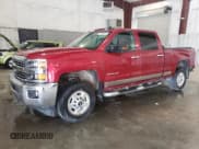 ✅ 2018 Chevrolet Silverado 2500HD LT • VIN: 1GC1KVEG0JF261600 • Lot: 57566365. Wystawiony na Copart z przebiegiem 93 433 mil. Bezpłatny archiwum sprzedaży aukcyjnych z USA i szczegółowy raport historii pojazdu na DreamBid. Zdjęcie 1.