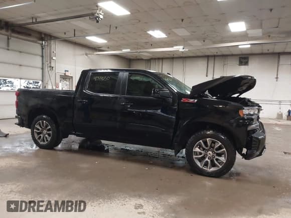 ✅ 2021 Chevrolet Silverado 1500 RST • VIN: 1GCUYEED8MZ434820 • Lot: 42314650. Wystawiony na IAAI z przebiegiem Nie podano. Bezpłatny archiwum sprzedaży aukcyjnych z USA i szczegółowy raport historii pojazdu na DreamBid. Zdjęcie 13.