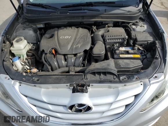 ✅ 2011 Hyundai Sonata GLS • VIN: 5NPEB4AC4BH019169 • Lot: 69837995. Wystawiony na Copart z przebiegiem Nie podano. Bezpłatny archiwum sprzedaży aukcyjnych z USA i szczegółowy raport historii pojazdu na DreamBid. Zdjęcie 11.