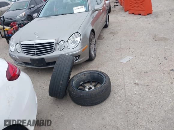 ✅ 2022 Mercedes-Benz C 300 • VIN: W1KWJ8DB5NG115893 • Lot: 41590272. Wystawiony na IAAI z przebiegiem 15 562 mil. Bezpłatny archiwum sprzedaży aukcyjnych z USA i szczegółowy raport historii pojazdu na DreamBid. Zdjęcie 12.