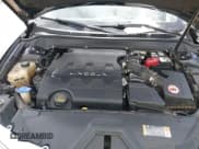 ✅ 2013 Lincoln MKZ • VIN: 3LN6L2GK8DR815911 • Lot: 43300499. Wystawiony na IAAI z przebiegiem 175 412 mil. Bezpłatny archiwum sprzedaży aukcyjnych z USA i szczegółowy raport historii pojazdu na DreamBid. Zdjęcie 10.