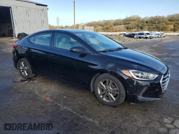 ✅ 2017 Hyundai Elantra SE • VIN: 5NPD84LF9HH025835 • Лот: 91516865. Опубликован ранее на Copart с пробегом 99 116 миль. Бесплатный доступ к архиву аукционных продаж из США и подробный отчёт об истории автомобиля на DreamBid. Изображение 4.