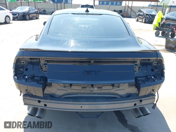 ✅ 2022 Ford Mustang GT • VIN: 1FA6P8CFXN5134440 • Lot: 43142660. Listed on IAAI with 44,087 mi. Free auction sales archive from the USA and detailed vehicle history report at DreamBid. Image 18.