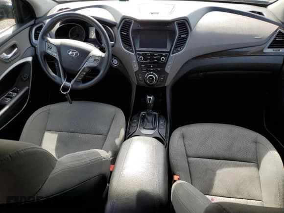 ✅ 2018 Hyundai Santa Fe 2.4L • VIN: 5NMZUDLB1JH067059 • Лот: 44322014. Опубликован ранее на Copart с пробегом 103 429 миль. Бесплатный доступ к архиву аукционных продаж из США и подробный отчёт об истории автомобиля на DreamBid. Изображение 8.