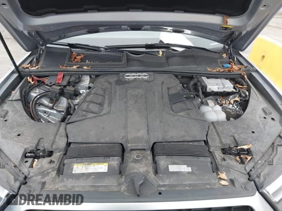 ✅ 2019 Audi Q7 Premium Plus • VIN: WA1LAAF75KD005155 • Lot: 43763805. Listed on IAAI with 68,325 mi. Free auction sales archive from the USA and detailed vehicle history report at DreamBid. Image 10.