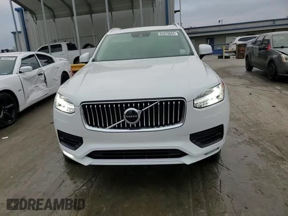 ✅ 2022 Volvo XC90 Momentum • VIN: YV4102CK7N1834777 • Lot: 85978694. Listed on Copart with 67,136 mi. Free auction sales archive from the USA and detailed vehicle history report at DreamBid. Image 15.