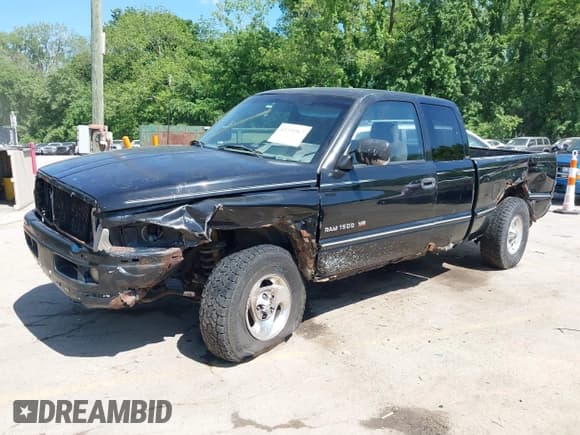 ✅ 1997 Dodge 1500 • VIN: 3B7HF13Z4VG793727 • Лот: 42231961. Опубликован ранее на IAAI с пробегом 278 240 миль. Бесплатный доступ к архиву аукционных продаж из США и подробный отчёт об истории автомобиля на DreamBid. Изображение 2.