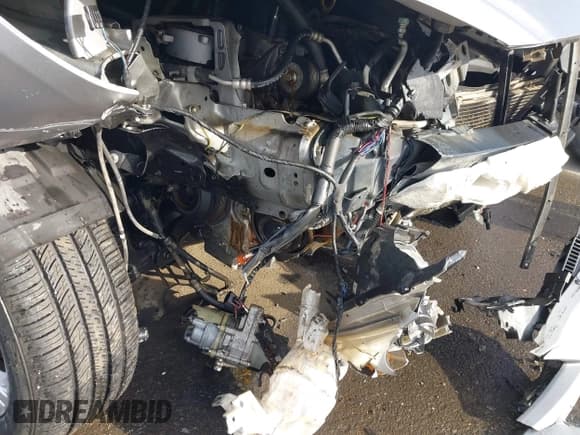 ✅ 2014 Mazda 5 Sport • VIN: JM1CW2BL4E0177348 • Lot: 43677628. Wystawiony na IAAI z przebiegiem 135 233 mil. Bezpłatny archiwum sprzedaży aukcyjnych z USA i szczegółowy raport historii pojazdu na DreamBid. Zdjęcie 18.