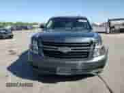 2019 Chevrolet Tahoe Premier z VIN 1GNSKCKJ9KR200083, wystawiony jako Copart lot #57910955 z przebiegiem 53 126 mil mil oraz Szkoda całkowita • Salvage title. Historia ofert i sprzedaży dostępna na DreamBid. Obrazek 14.