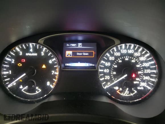 ✅ 2018 Nissan Pathfinder S • VIN: 5N1DR2MM2JC634776 • Лот: 92202265. Опубликован ранее на Copart с пробегом 178 356 миль. Бесплатный доступ к архиву аукционных продаж из США и подробный отчёт об истории автомобиля на DreamBid. Изображение 9.