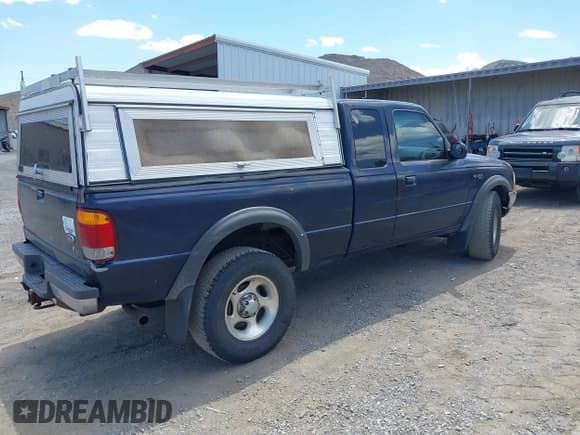 ✅ 1999 Ford Ranger XLT • VIN: 1FTZR15X6XTA66957 • Lot: 42650632. Listed on IAAI with 301,523 mi. Free auction sales archive from the USA and detailed vehicle history report at DreamBid. Image 4.