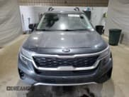 ✅ 2021 Kia Seltos S • VIN: KNDEUCAA4M7187954 • Lot: 67184275. Listed on Copart with 58,083 mi. Free auction sales archive from the USA and detailed vehicle history report at DreamBid. Image 5.