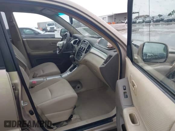 2004 Toyota Highlander с VIN JTEGD21A740103620, выставлен на аукционе IAAI как лот 42477405 с пробегом 158 048 миль миль и . История ставок и продаж доступна на DreamBid. Изображение 5.