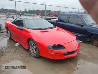 1997 Chevrolet Camaro RS z VIN 2G1FP22KXV2119480, wystawiony jako IAAI lot #41361887 z przebiegiem Nie podano mil oraz . Historia ofert i sprzedaży dostępna na DreamBid. Obrazek 1.