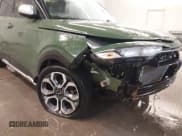 ✅ 2021 Kia Soul LX • VIN: KNDJ23AU0M7126728 • Lot: 41604946. Wystawiony na IAAI z przebiegiem 32 979 mil. Bezpłatny archiwum sprzedaży aukcyjnych z USA i szczegółowy raport historii pojazdu na DreamBid. Zdjęcie 17.