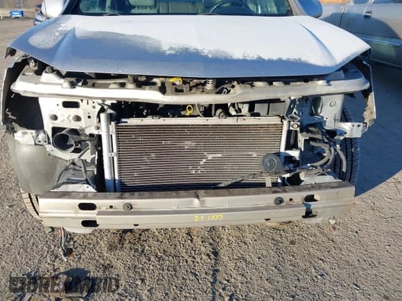 ✅ 2006 Chevrolet Equinox LT • VIN: 2CNDL73F566160856 • Лот: 41379566. Опубликован ранее на IAAI с пробегом 131 438 миль. Бесплатный доступ к архиву аукционных продаж из США и подробный отчёт об истории автомобиля на DreamBid. Изображение 6.